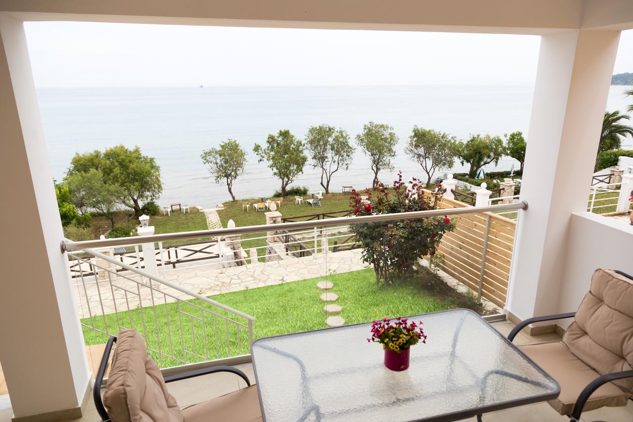 Laura Beach House Alykes  Bagian luar foto