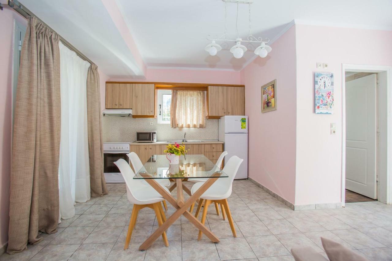Laura Beach House Alykes  Bagian luar foto